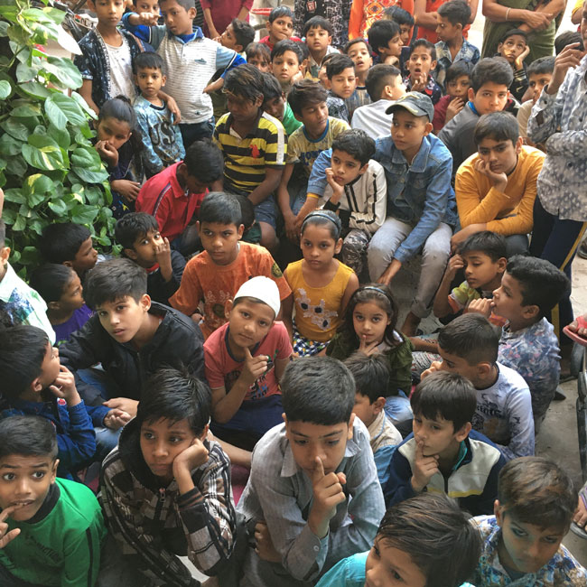 Young audiences at the Shadipur Natak Utsav.