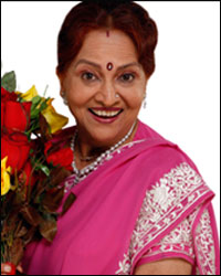 5 STAR AUNTY
