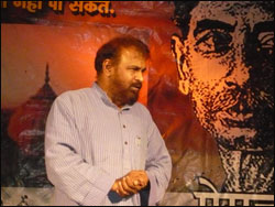 MUJEEB KHAN
